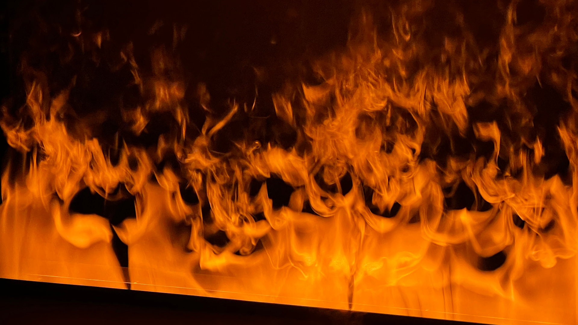 Паровые камины Croco Fire — лучший эффект горения